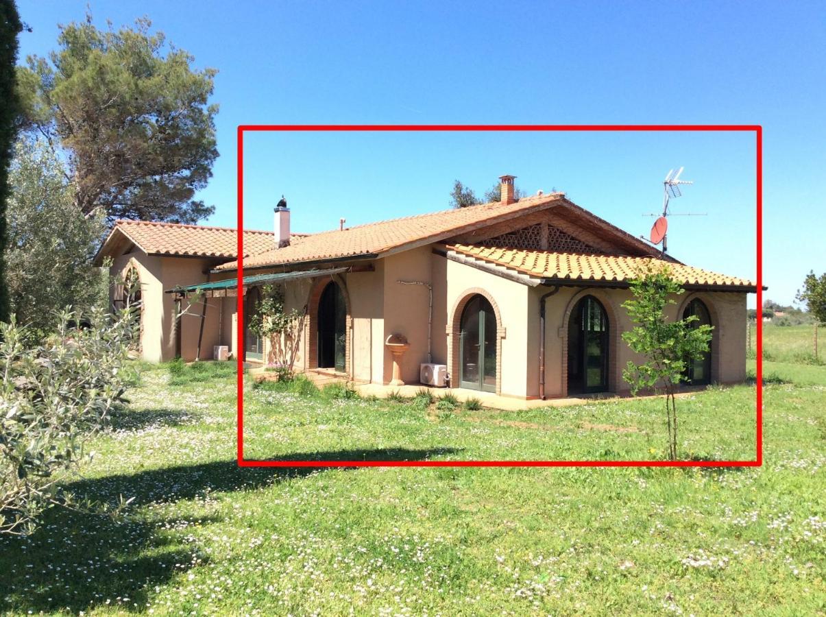 Relais Casale Il Poggetto - Olivo 1 By Zoom In Earth Apartment Cecina  Exterior photo
